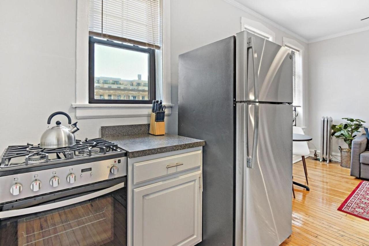 1Br Modern Apt Close To Shops & Restaurants - Belmont C6 Чикаго Екстериор снимка